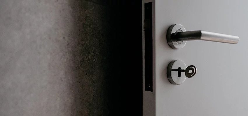 Front Door Handle Repair And Installation in Lawndale, CA